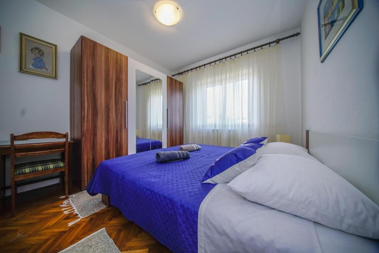 Apartman Mate Splitska Εξωτερικό φωτογραφία