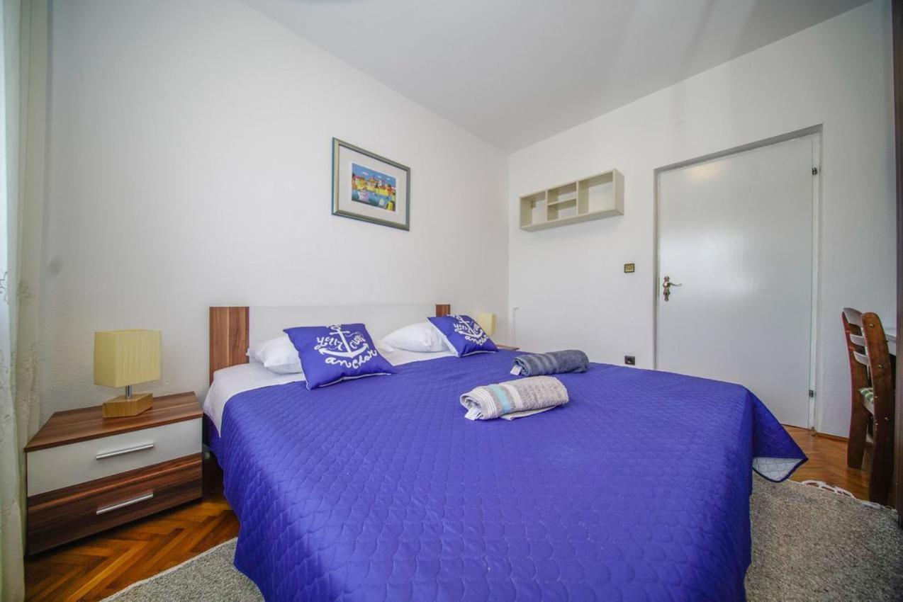 Apartman Mate Splitska Εξωτερικό φωτογραφία