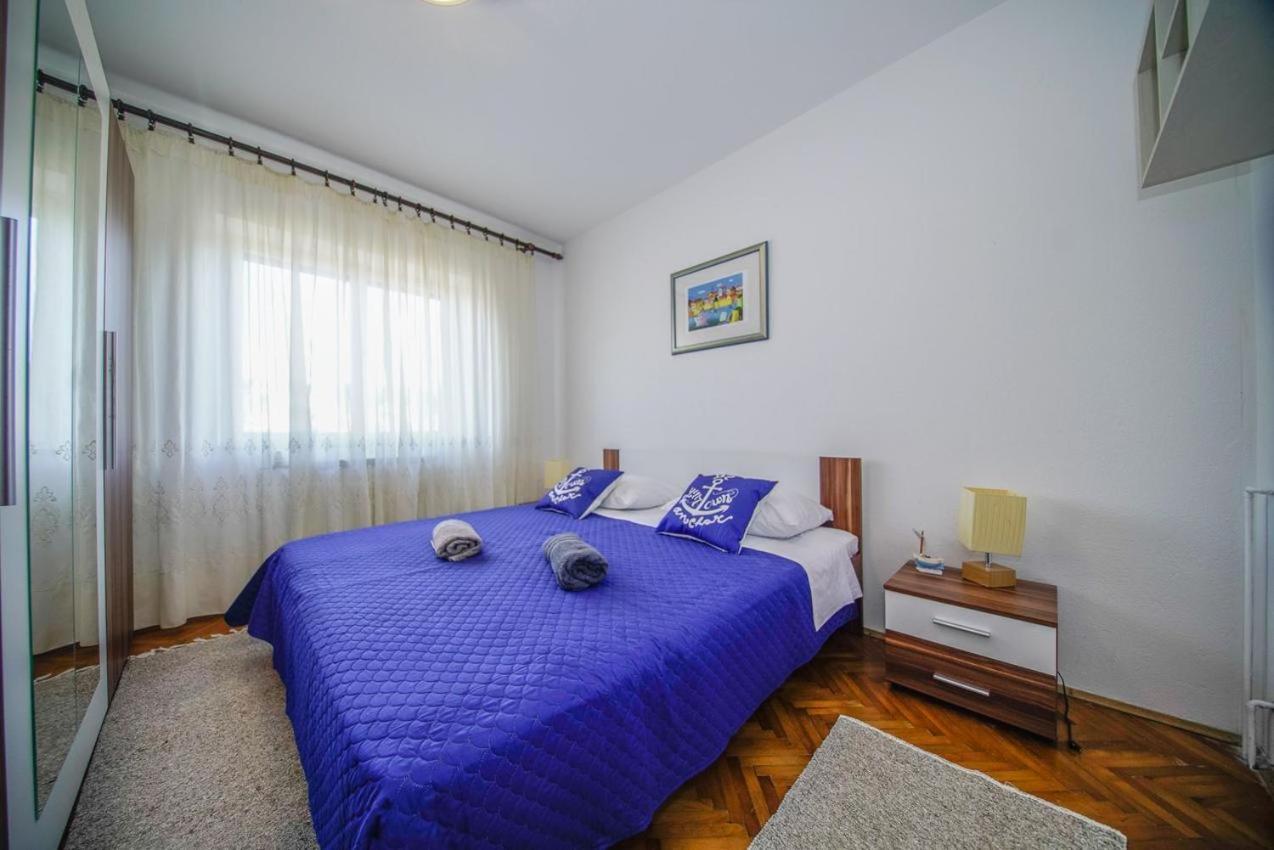 Apartman Mate Splitska Εξωτερικό φωτογραφία